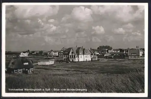 AK Wenningstedt a. Sylt, Nordseebad, Blick vom Norderübergang