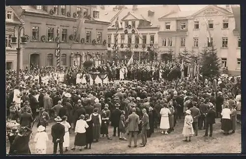 Foto-AK Ehrenfriedersdorf, Festakt am Markt 6, Geschäft von Paul Heeg
