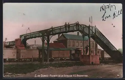 AK C. de Gomez, Puente de la Estacion F.C. Argentino, Bahnhof
