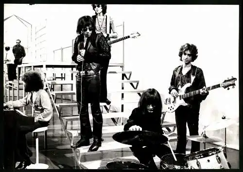 Fotografie Andre Csillag, London, Band Steppenwolf bei Probeaufnahmen im TV-Studio, Grossformat 29 x 21cm