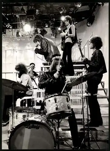 Fotografie Andre Csillag, London, Steppenwolf bei einer Probe im TV-Studio, Grossformat 21 x 29cm