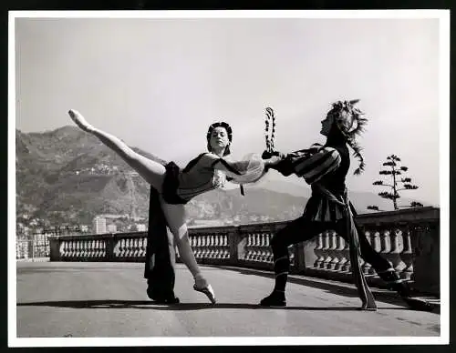 Fotografie Serge Lido, Paris, deutsche Balletttänzerin Konstanze Vernon und Winfried Krisch