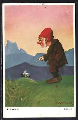 Künstler-AK Neckerei, Zwerg piekst eine Biene mit einem Grashalm