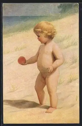 AK Blondes Kleinkind mit Apfel nackt am Strand, die kleine Eva