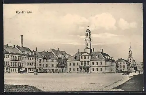 AK Rochlitz /Sa., Marktplatz mit Rathaus u. Kirche
