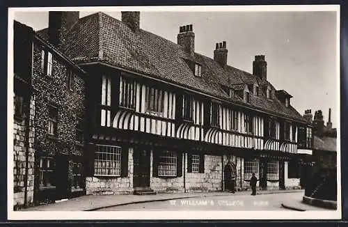 AK York, St. William`s College