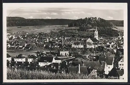 AK Tuttlingen, Ortsansicht mit Wald