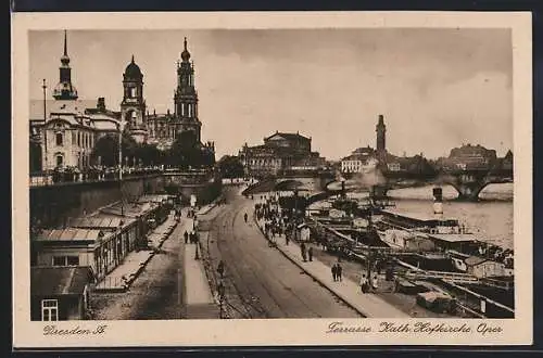 AK Dresden, Flusspartie mit Terrassen, Kath. Hofkirche und Oper