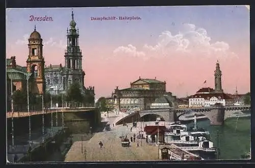AK Dresden, Dampfschiff-Halteplatz mit Opernhaus