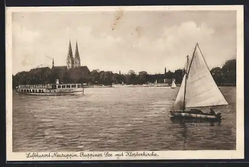 AK Neuruppin, Ruppiner See mit Klosterkirche, Dampfer und Segelboot