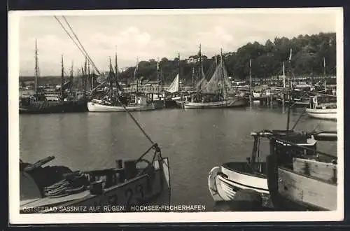 AK Sassnitz auf Rügen, Partie vom Hochsee-Fischerhafen