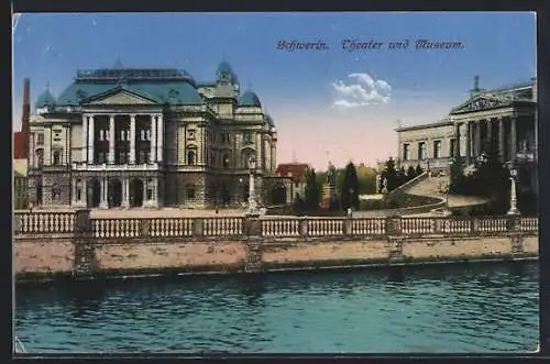 AK Schwerin / Mecklenburg, Theater und Museum mit Wasserpartie