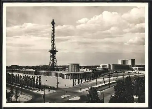 AK Berlin, Blick auf einen Teil des Berliner Ausstellungsgeländes mit seinen Neubauten