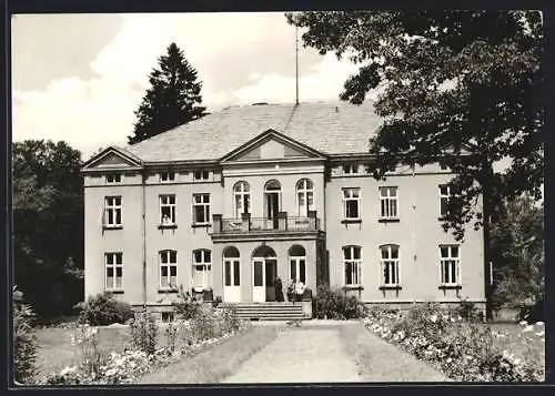 AK Krakow am See, Pflegeheim im Ortsteil Neu-Sammit