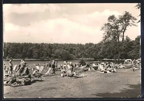AK Neuglobsow, Badegäste am Stechlinsee