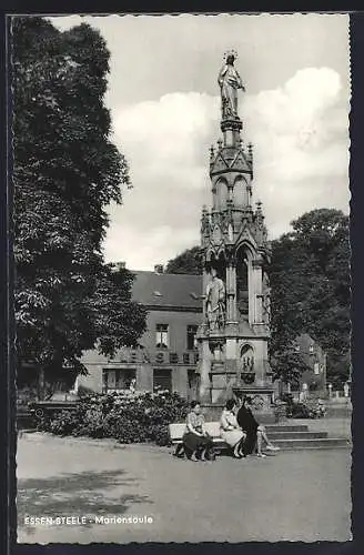 AK Essen-Steele, Frauen vor der Mariensäule