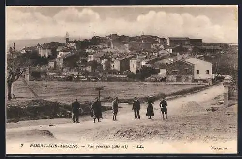 AK Puget-sur-Argens, Vue générale (côté est)