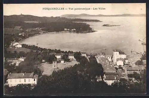AK Porquerolles, Vue panoramique, Les Villas