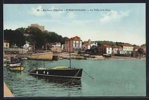 AK Porquerolles, La Ville et le Port