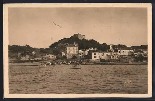 AK Porquerolles, Le Village de Porquerolles et le Fort Sainte-Agathe