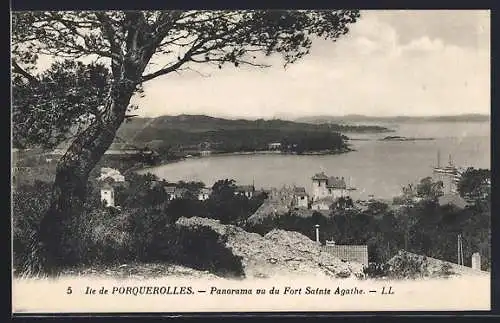 AK Porquerolles, Panorama vu du Fort Sainte Agathe