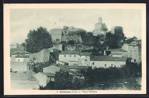 AK Salernes, Vieux Château et vue des maisons environnantes