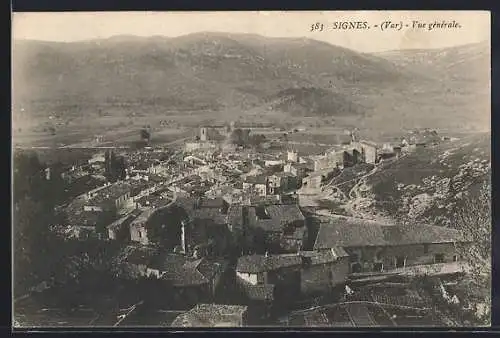 AK Signes, Vue générale du village et des montagnes environnantes