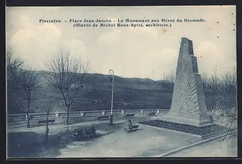 AK Pierrefeu, Place Jean-Jaurès, Le Monument aux Héros du Dixmude (Œuvre de Michel Roux-Spitz)