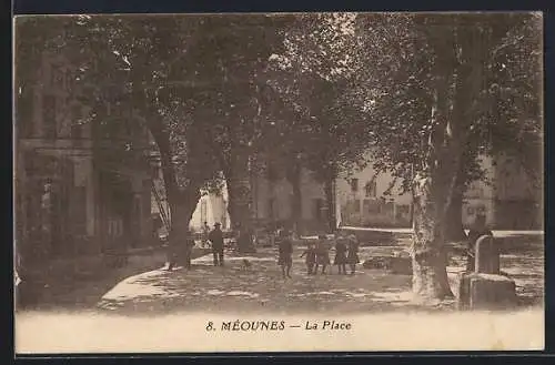 AK Méounes, La Place