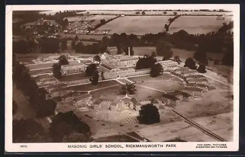 AK Rickmansworth, Masonic Girls` School, Park