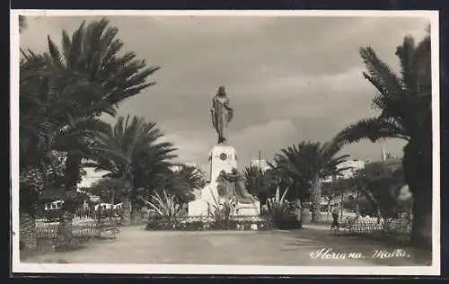 AK Floriana, Denkmal und Palmen