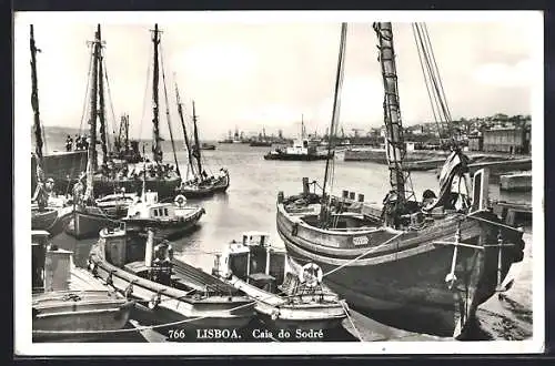 AK Lisboa, Cais do Sodré, Schiffe