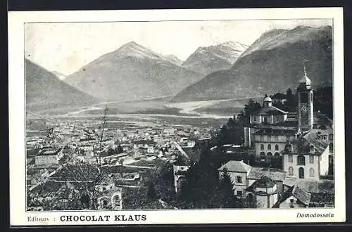 AK Domodossola, Totalansicht mit Turmgebäude u. Bergpanorama aus der Vogelschau
