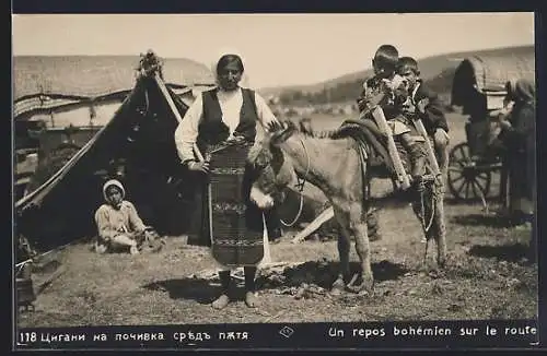 AK Un repos bohémien sur le route, Sinti und Roma / Zigeuner