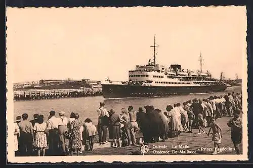 AK Ostende, Mailboot Prince Baudouin im Hafen