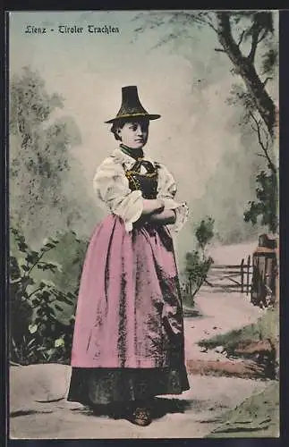 AK Lienz, Junge Frau in Tiroler Tracht