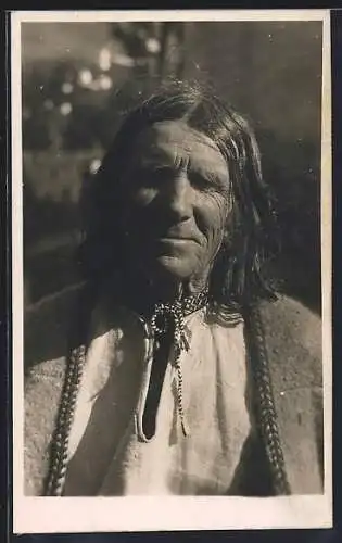 AK Un vieux paysan de Frivald, Portrait