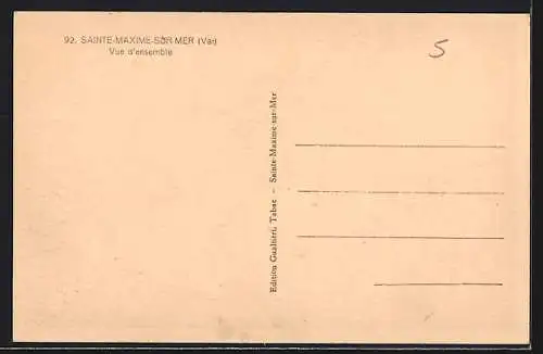 AK Sainte-Maxime, Vue d`ensemble de la plage et des bateaux