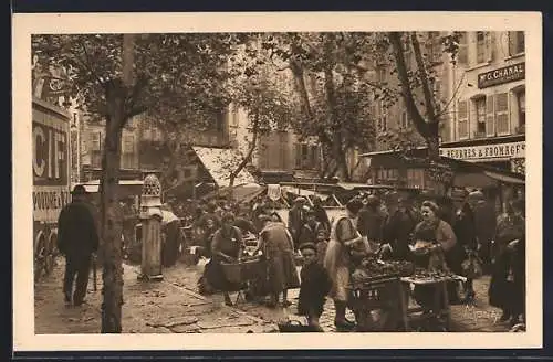 AK Toulon, Scènes pittoresques du marché du Cours Lafayette