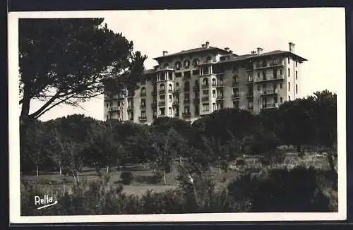 AK Valescure, Le Golf-Hôtel entouré de verdure