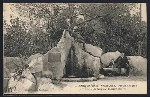 AK Saint-Raphaël, Valescure, Fontaine Signole par le sculpteur Théodore Rivière