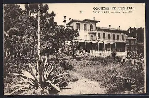 AK Le Trayas, Corniche de l`Esterel, Réserve-Hôtel entouré de végétation