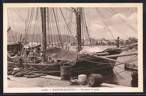 AK Sainte-Maxime, Tartanes à quai
