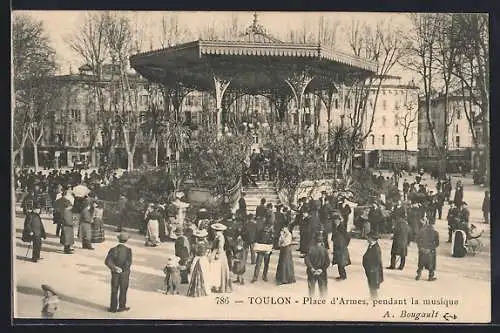 AK Toulon, Place d`Armes, pendant la musique