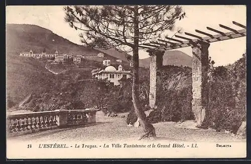 AK Le Trayas, La Villa Tunisienne et le Grand Hôtel en L`Estérel