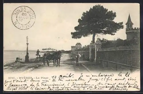 AK Hyères, La Plage avec calèche et bord de mer