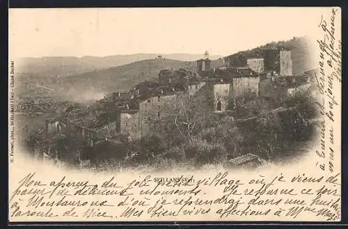 AK Seillans, Vue du village pittoresque et des collines environnantes