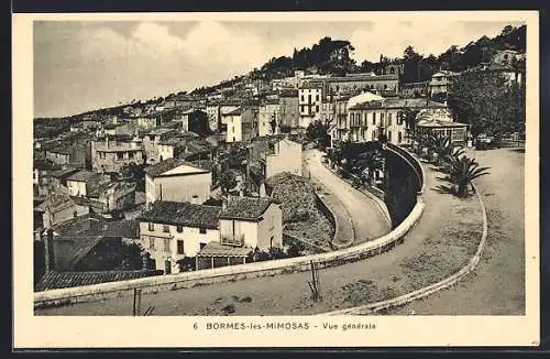AK Bormes-les-Mimosas, Vue générale