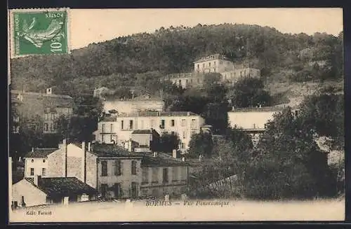 AK Bormes, Vue panoramique des maisons et des collines environnantes