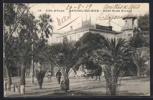 AK Bandol-sur-Mer, Hôtel Beau Rivage et calèche devant l`entrée